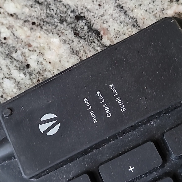 Rollable Keyboard - Picture 3 of 16